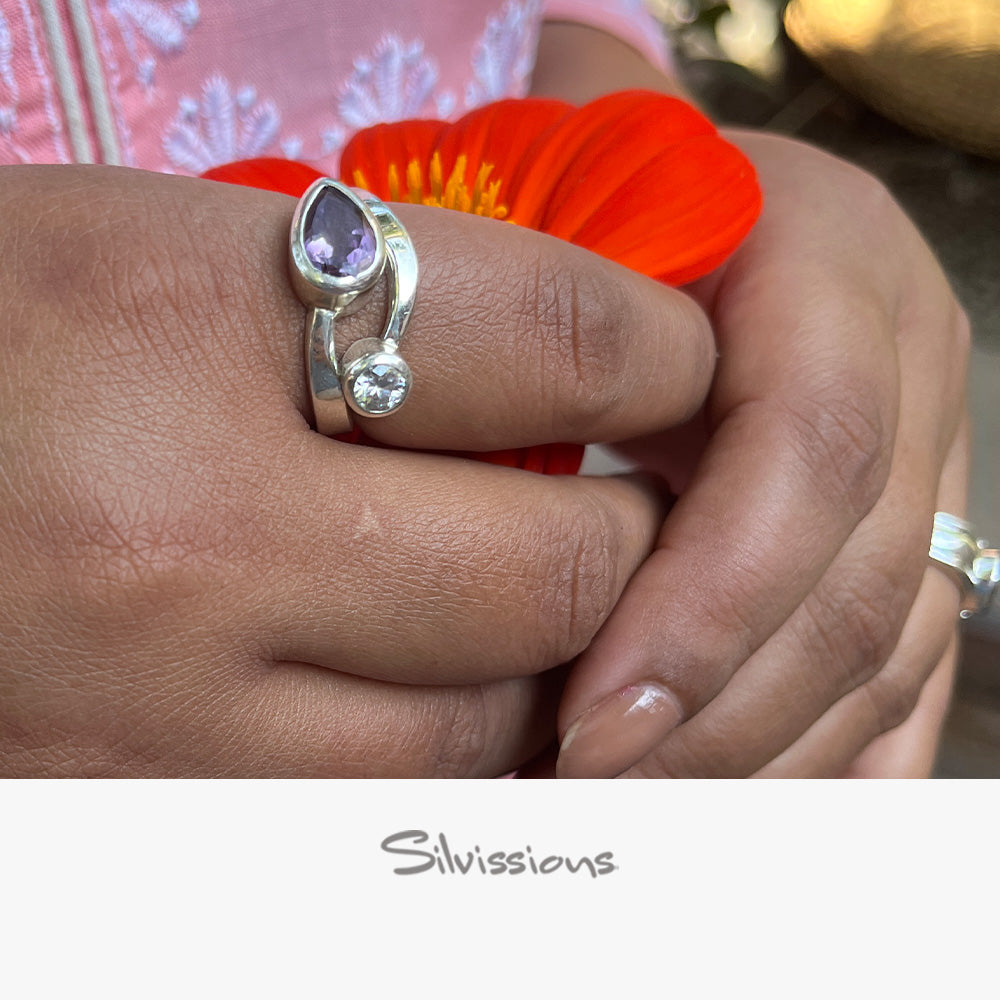 amethyst-gemstone-ring-february-birthstone-in-sterling-silver-silvissions-jewelry.com-R-54-girl-height-1000-width-1000