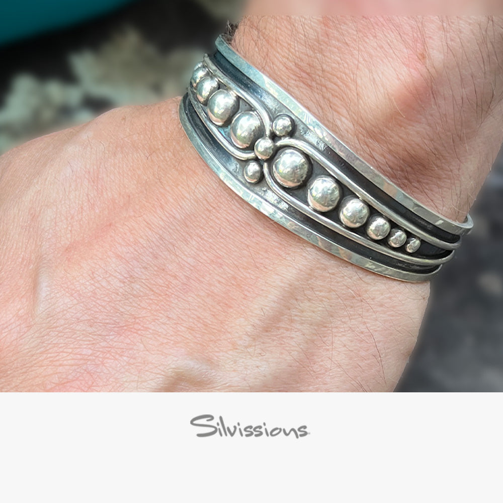 sterling-silver-bracelet-for-men-B-2-hand-height-1000-width-1000