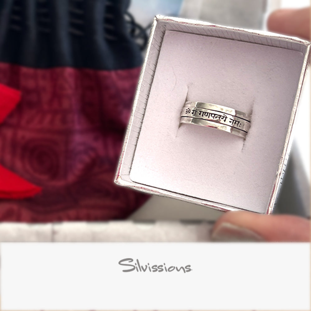 sterling-silver-rings-for-men-R-67-gift-height-1000-width-1000