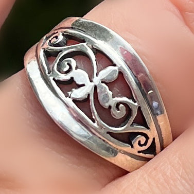 Handcrafted Rings - Delightful Swirls in Sterling Silver