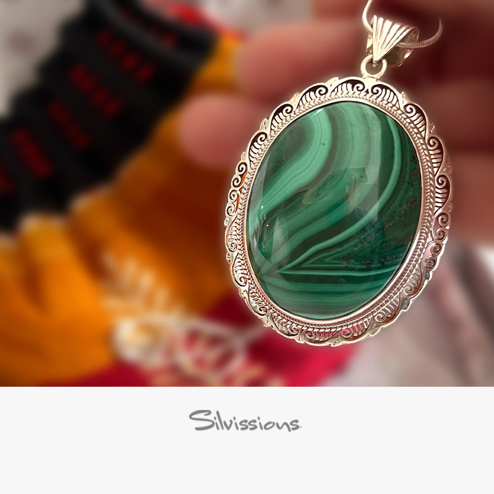 malachite-gemstone-necklace-pendant-sterling-silver-silvissions-jewelry.com-gift-idea-P-4-height-1000-width-1000