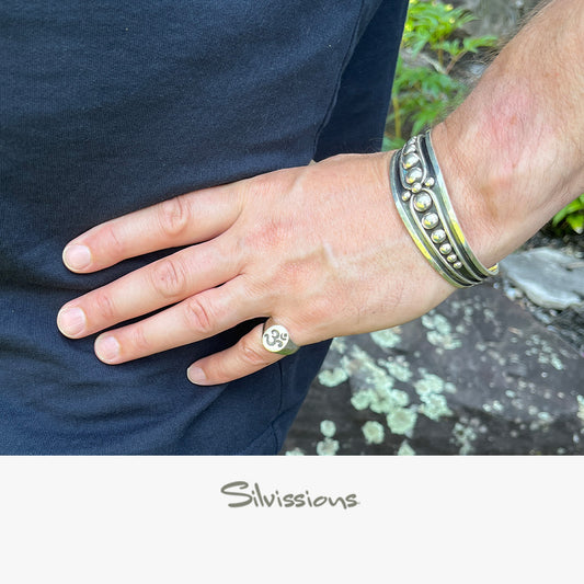 sterling-silver-bracelet-for-men-B-2-hand-height-1000-width-1000
