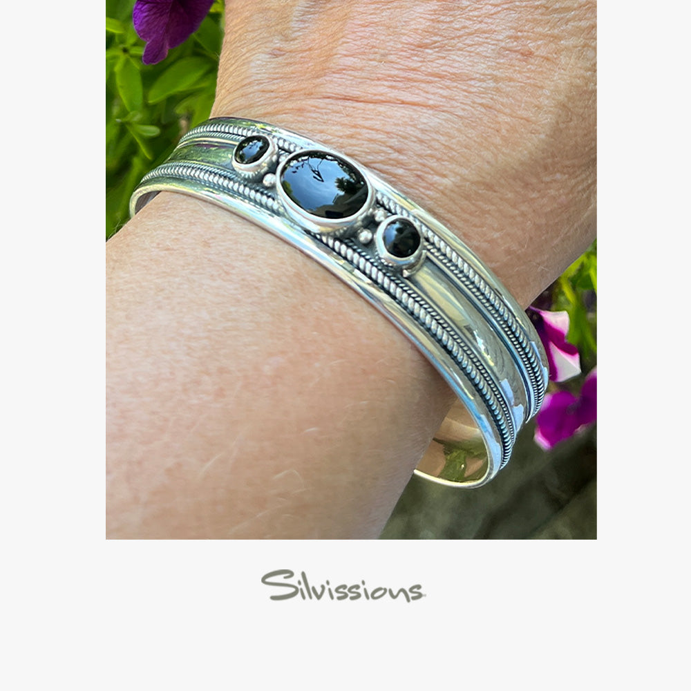 sterling-silver-gemstone-bangle-bracelet-lapis-lazuli-silvissions-jewelry.com-B-16-gilr--height-1000-width-1000