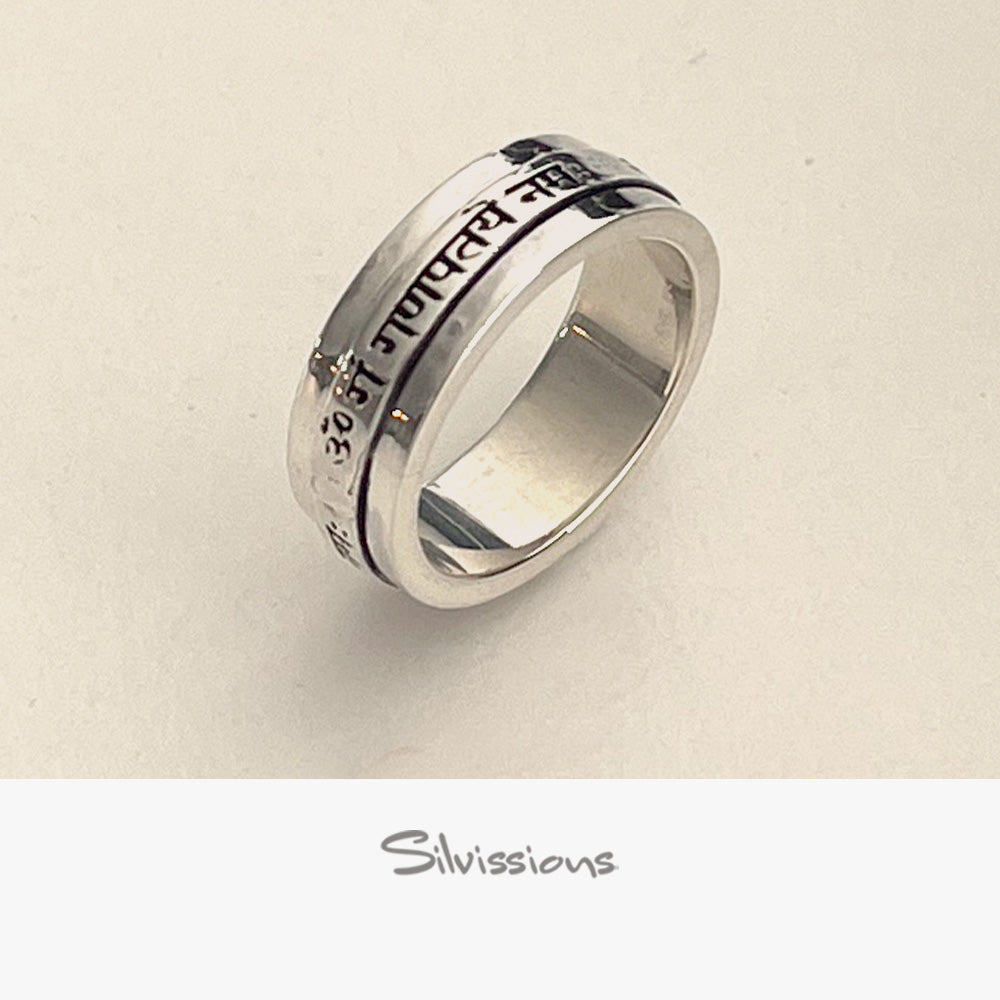 sterling-silver-rings-for-men-R-67-height-1000-width-1000